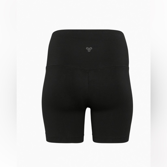 Aritzia TNA soft 7 inch bike shorts in grey marle size medium - Picture 1 of 5